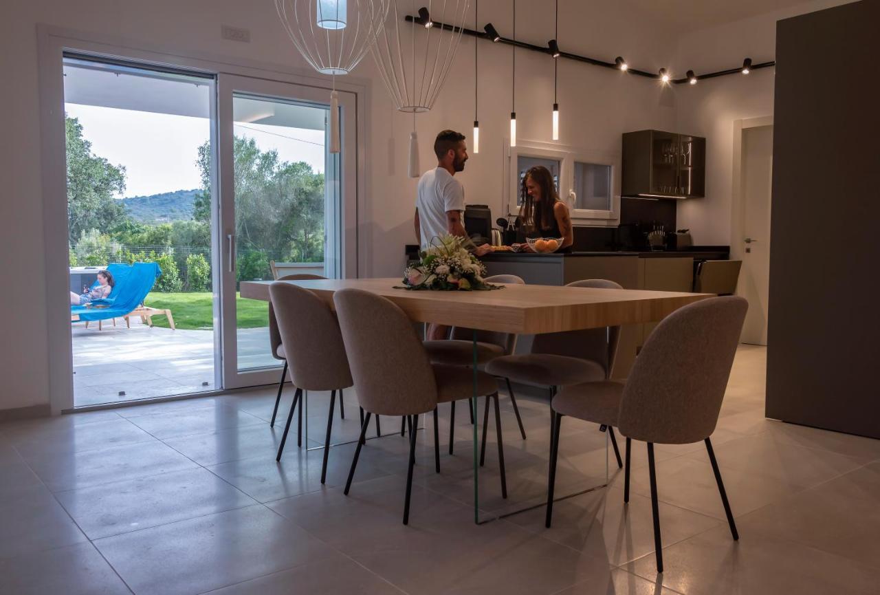 Villa Golden Root Real Estate Сан-Теодоро Экстерьер фото