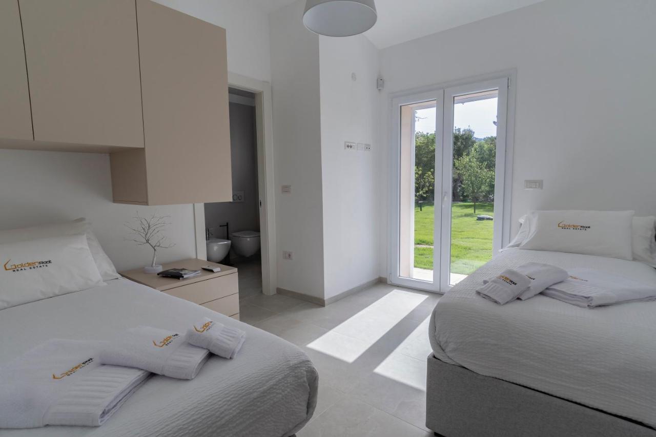 Villa Golden Root Real Estate Сан-Теодоро Экстерьер фото
