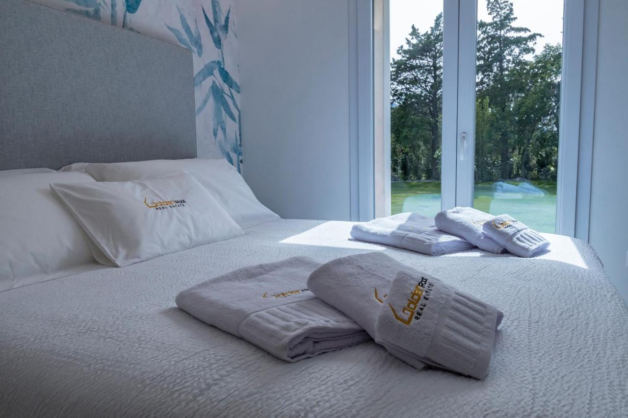 Villa Golden Root Real Estate Сан-Теодоро Экстерьер фото